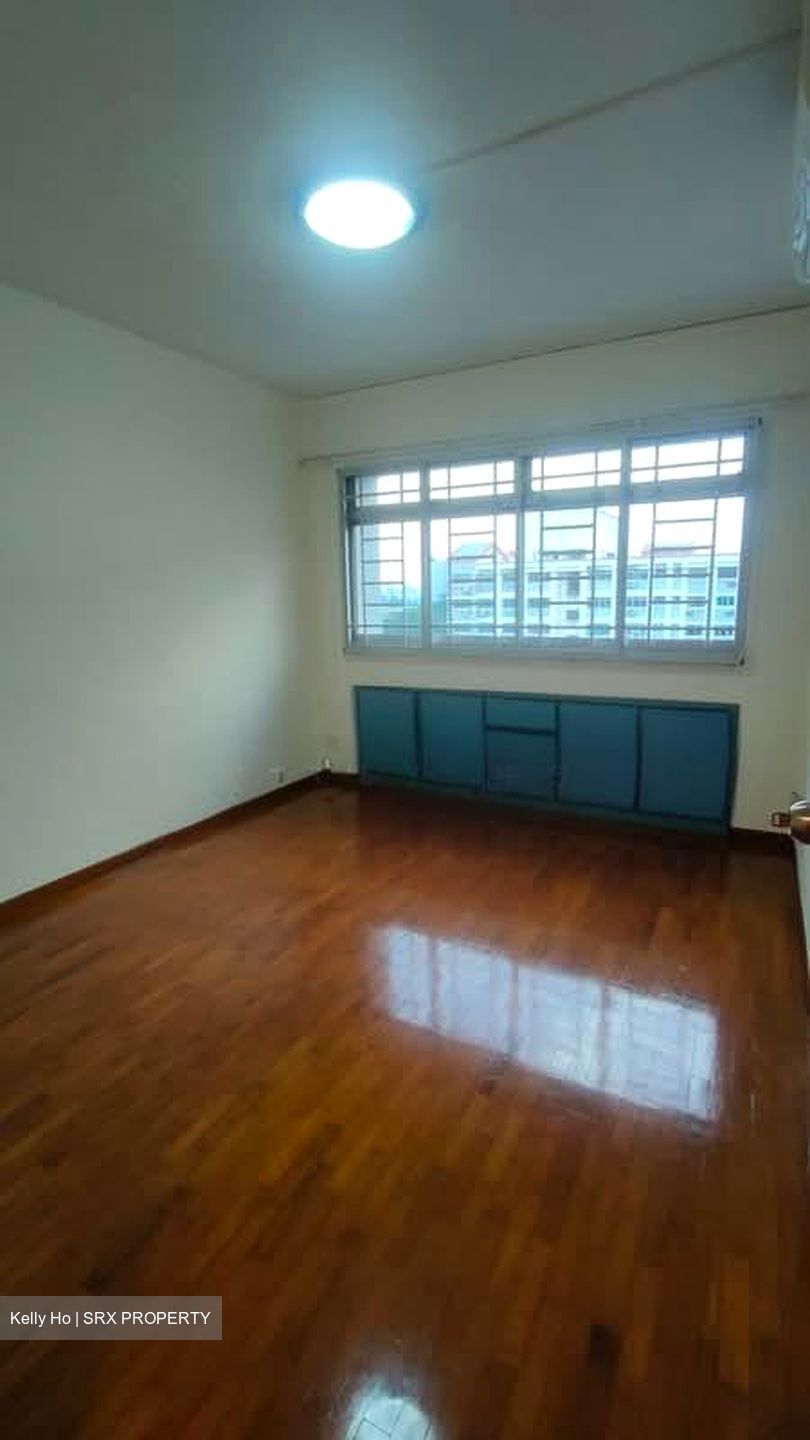 Blk 881 Woodlands Street 82 (Woodlands), HDB 5 Rooms #587638001